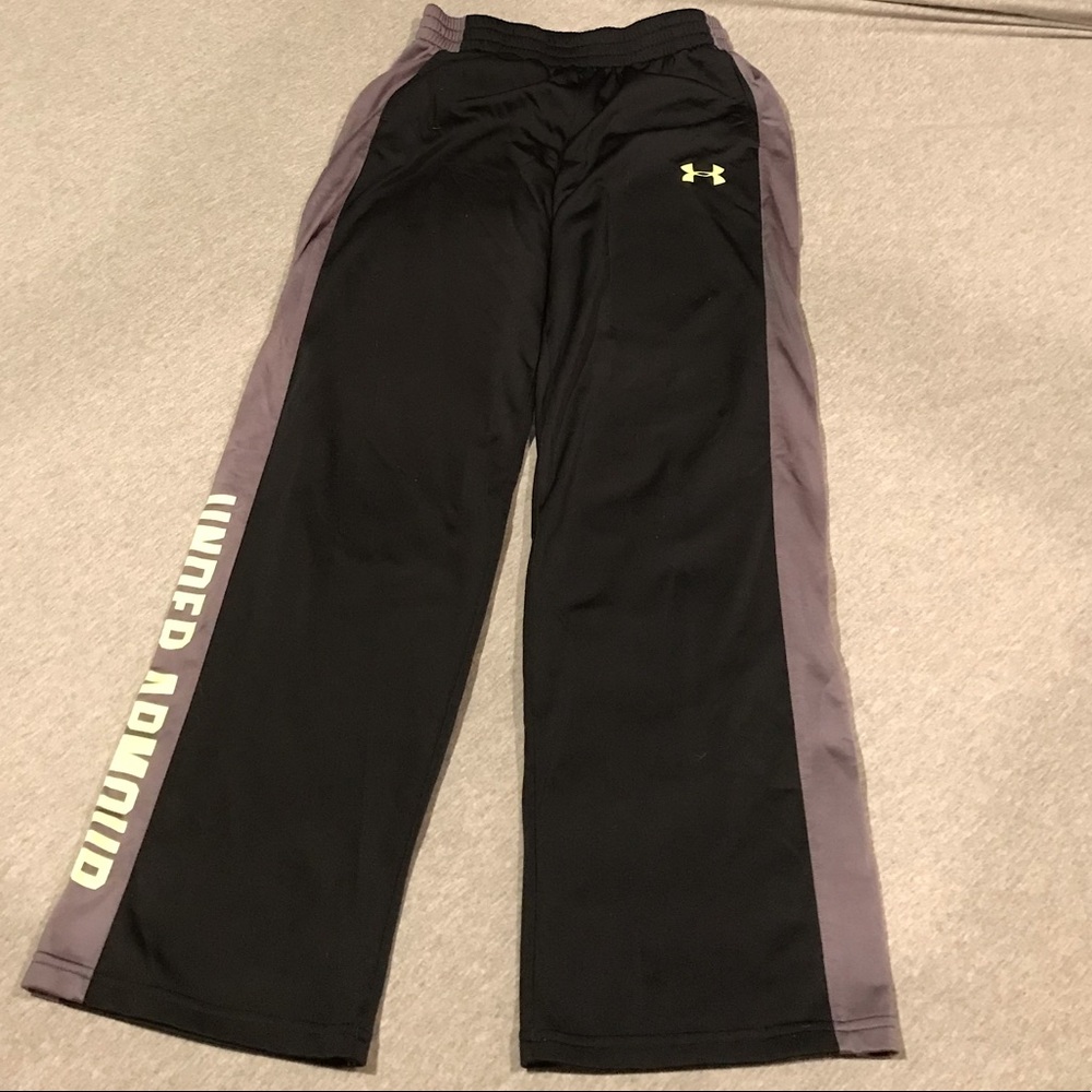 Under Armour Black Sweatpants Kids L